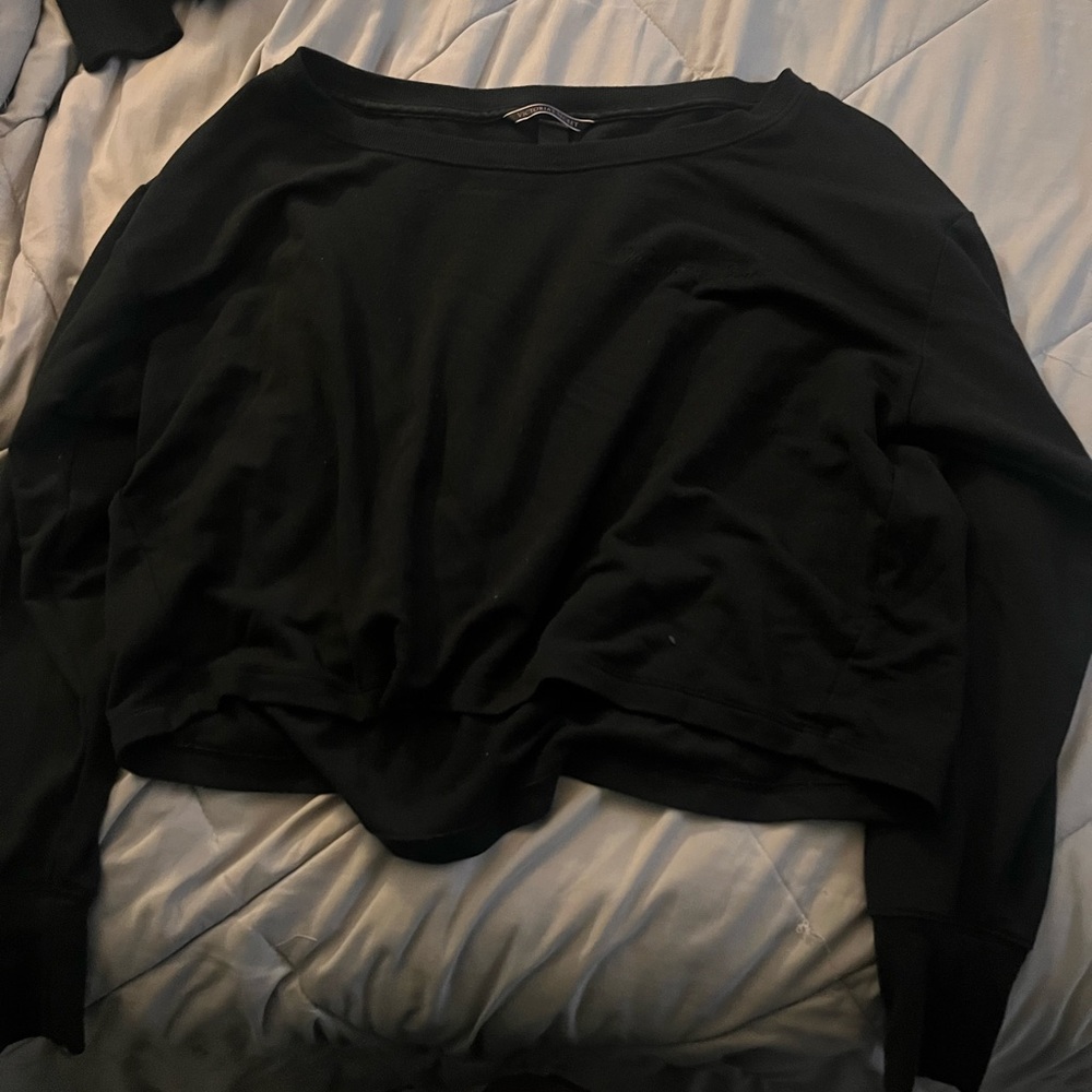 Black Cropped Long Sleeve